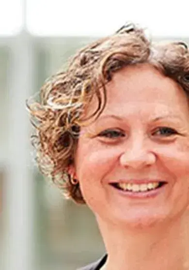 Esther van Steenveldt